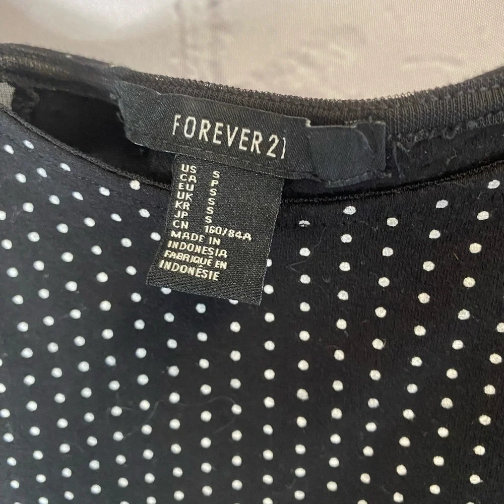 5/$20 Women’s Forever 21 Retro Polka Dot Mesh Crop Tank‎ Black White Small - Picture 5 of 8